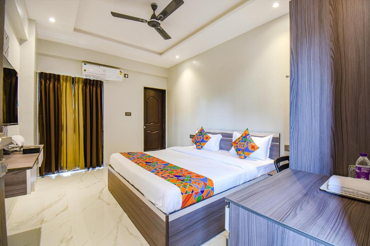 Fabhotel Gaurav Galaxy Pune Bagian luar foto