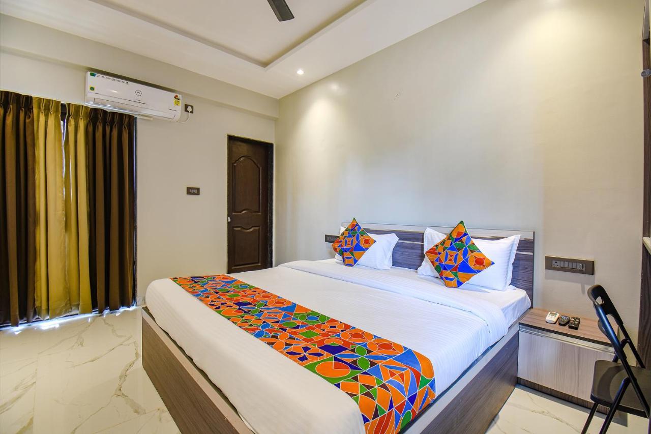 Fabhotel Gaurav Galaxy Pune Bagian luar foto